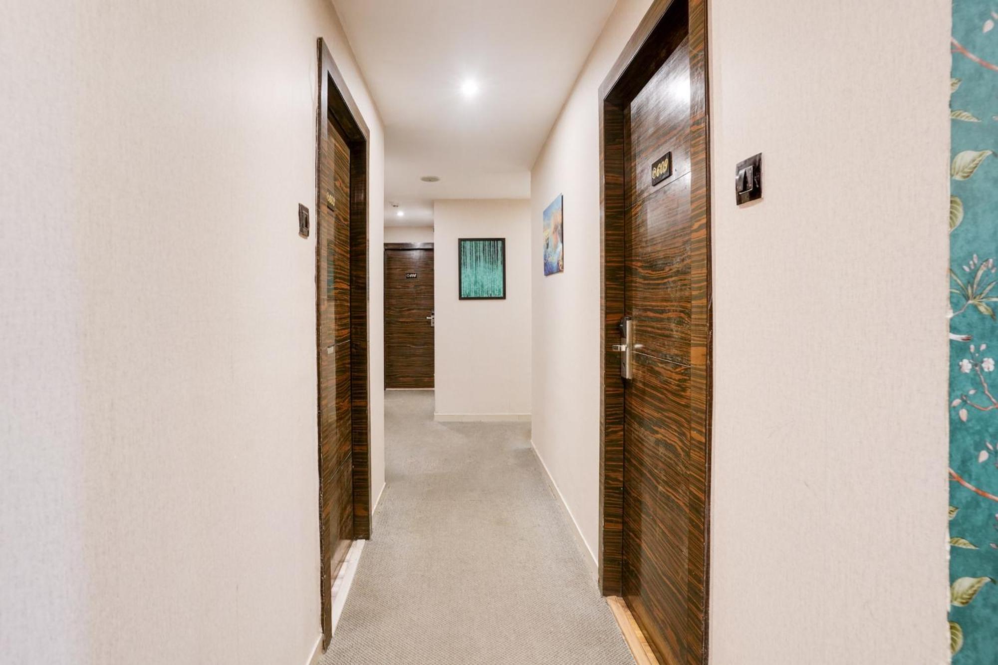 Super Collection O Andheri Near Western Express Highway Bombay Extérieur photo