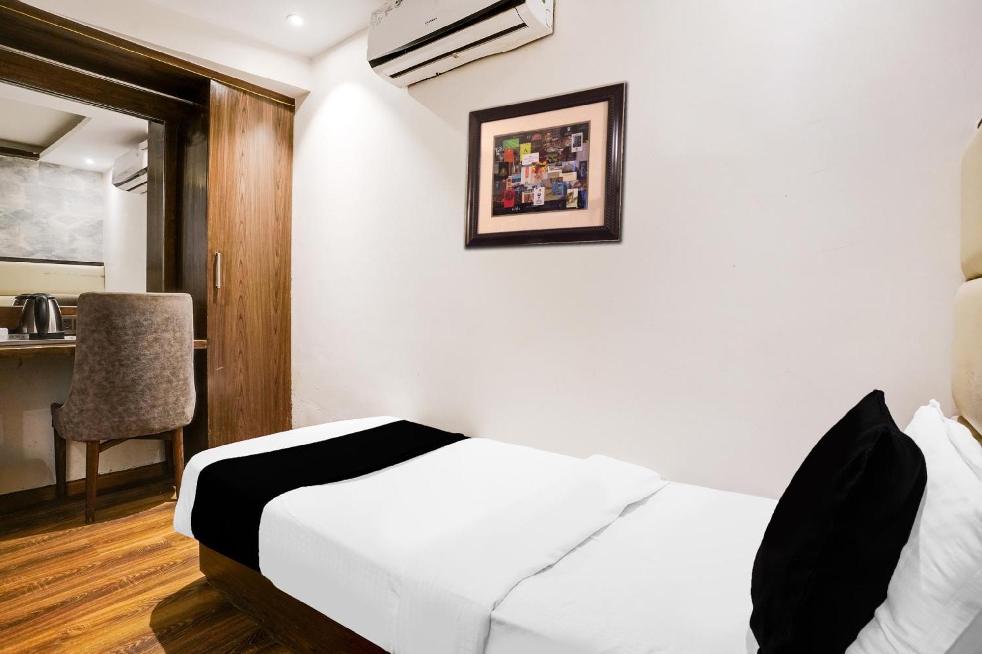 Super Collection O Andheri Near Western Express Highway Bombay Extérieur photo